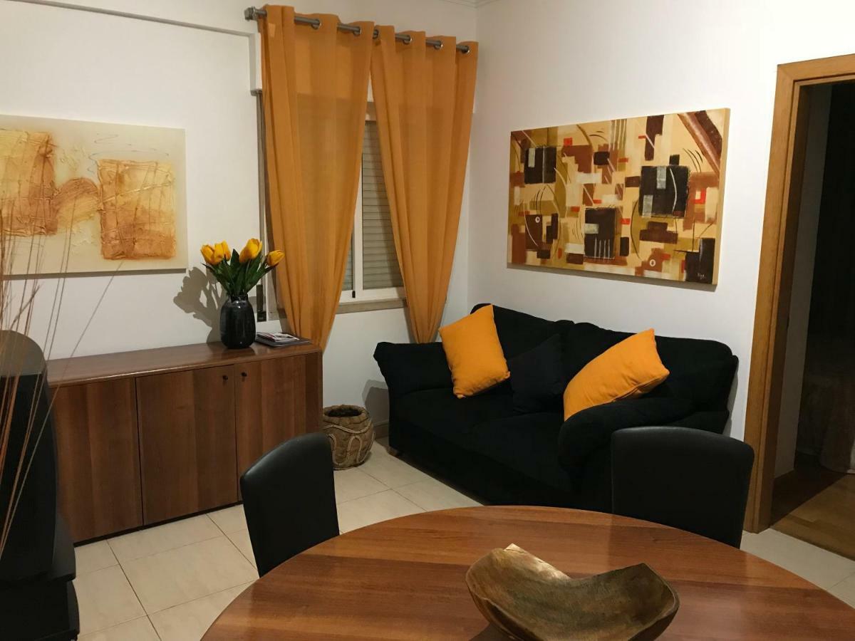 My Apartment In Sacavém Buitenkant foto